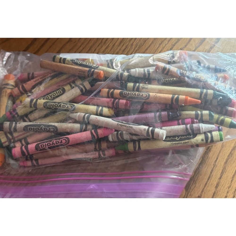 Crayons Random Colors Used 10 Ounces Crafts Art Melting Crafting Coloring School